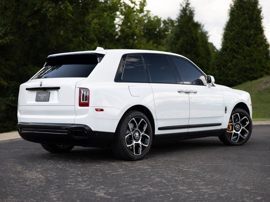 Certified 2022 Rolls-Royce Cullinan Black Badge w/ Dark Exterior Package AWD/4WD image 9