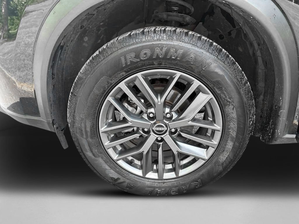 Used 2024 Nissan Rogue S FWD image 10