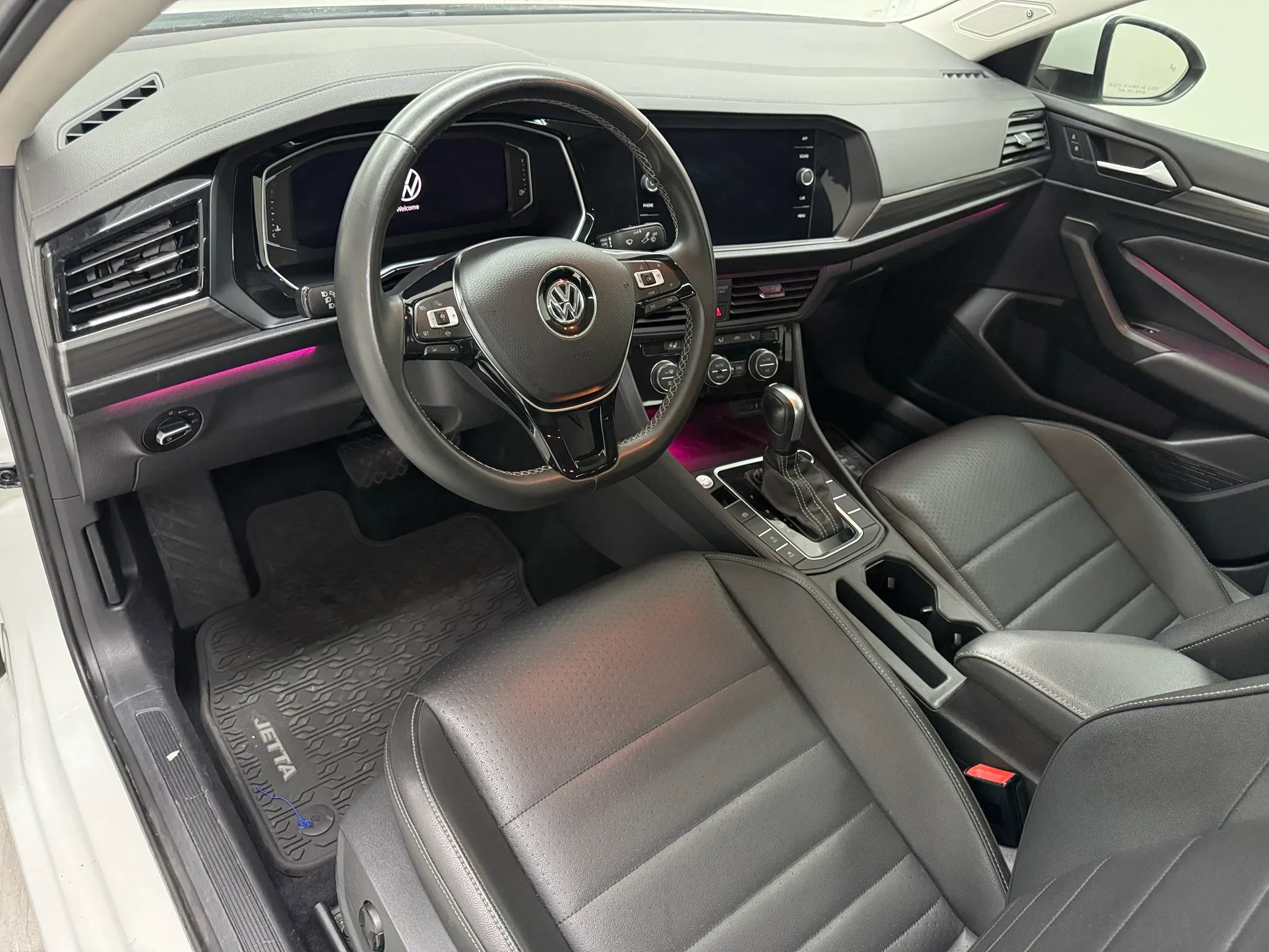 Used 2021 Volkswagen Jetta SEL image 9