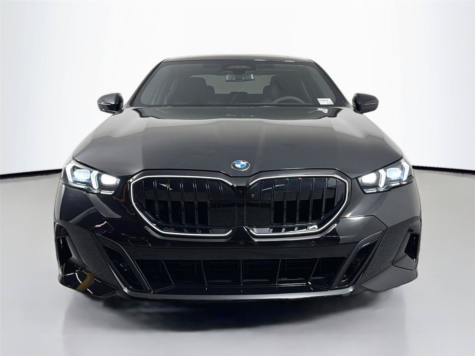 New 2026 BMW 530i w/ M Sport Package RWD image 3