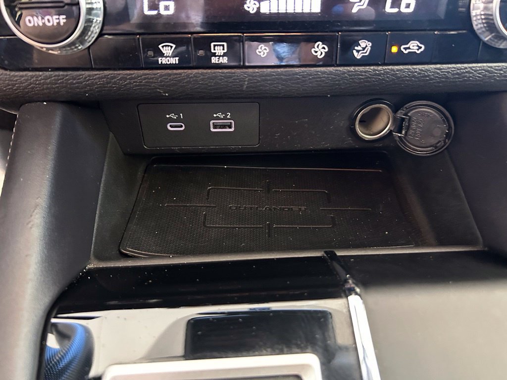 Used 2024 Mitsubishi Outlander ES FWD image 42