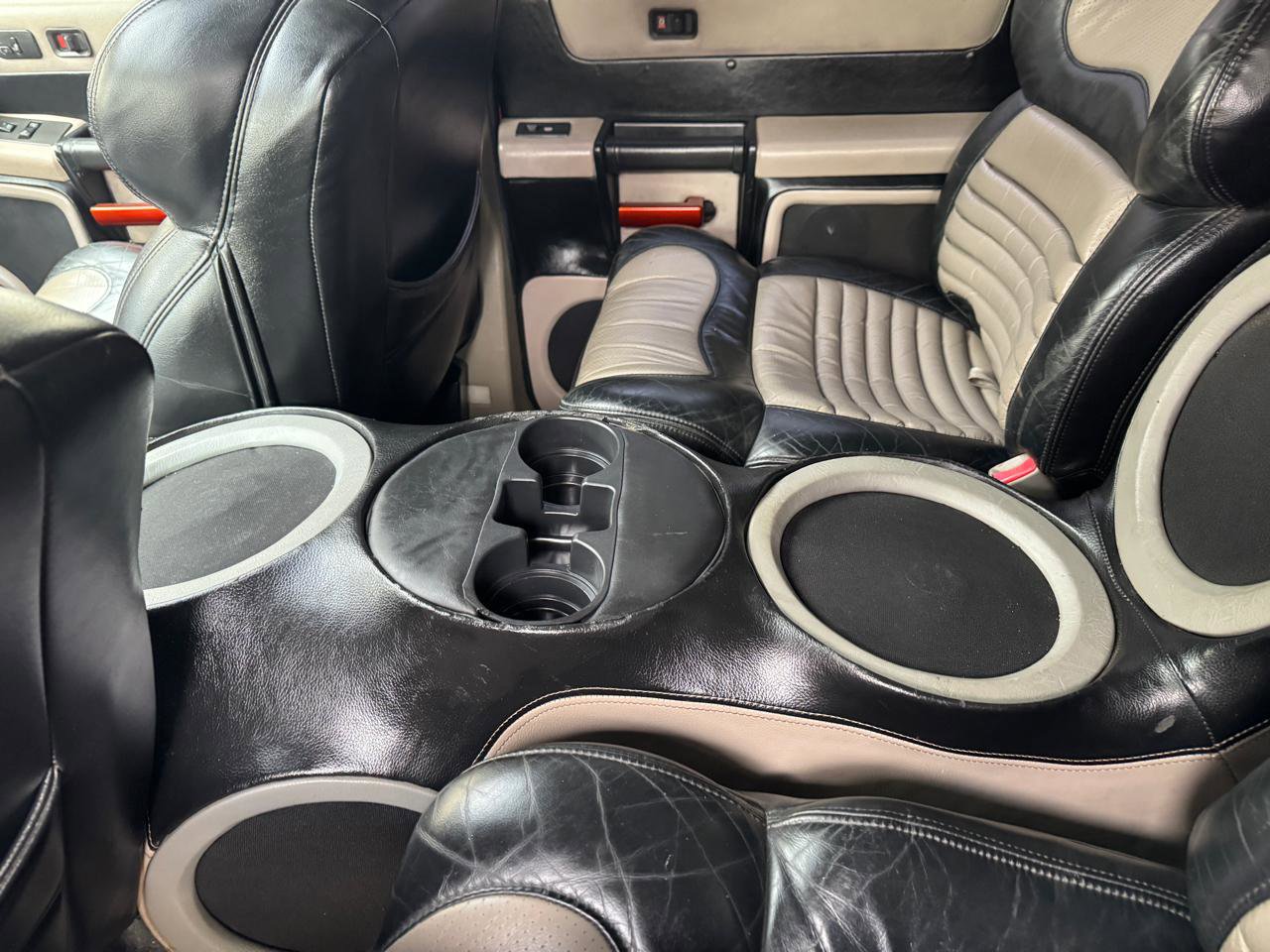 Used 2003 HUMMER H2 w/ Preferred Equipment Group image 20