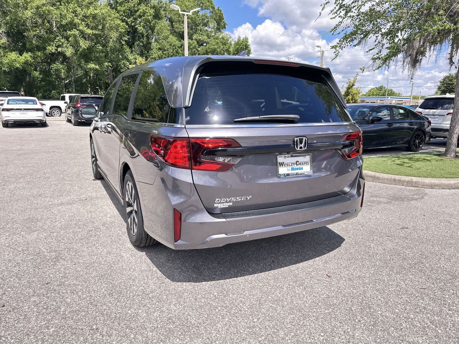 New 2026 Honda Odyssey EX-L image 4