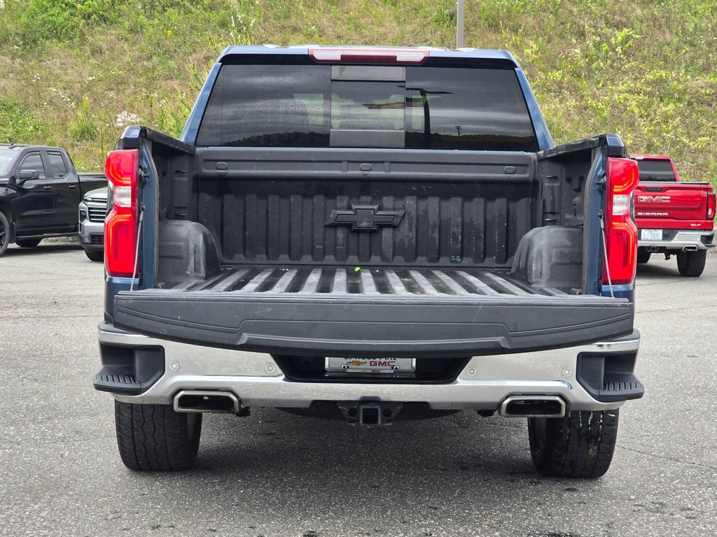 Certified 2019 Chevrolet Silverado 1500 LTZ w/ LTZ Plus Package AWD/4WD image 14
