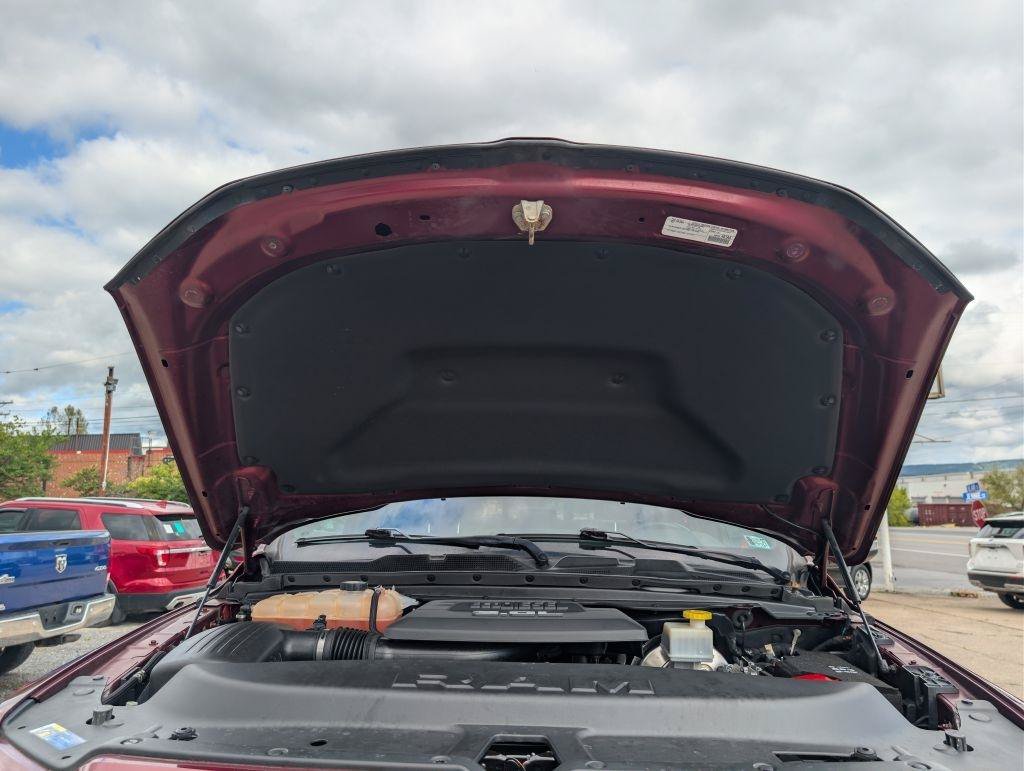 Used 2020 RAM 1500 Laramie AWD/4WD image 72