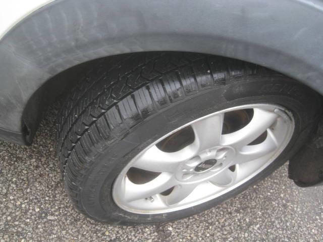 Used 2010 MINI Cooper Clubman Hardtop image 27