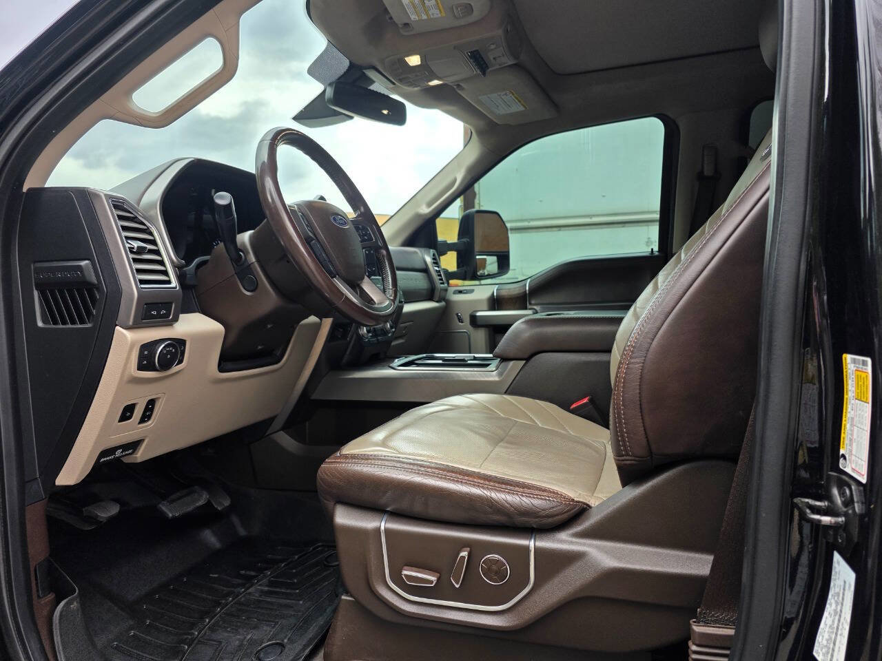 Used 2019 Ford F250 Limited image 14