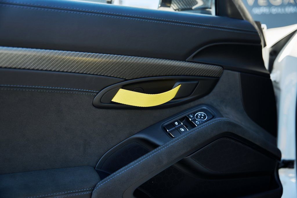 Used 2025 Porsche 718 Cayman GT4 RS w/ Weissach Package image 30