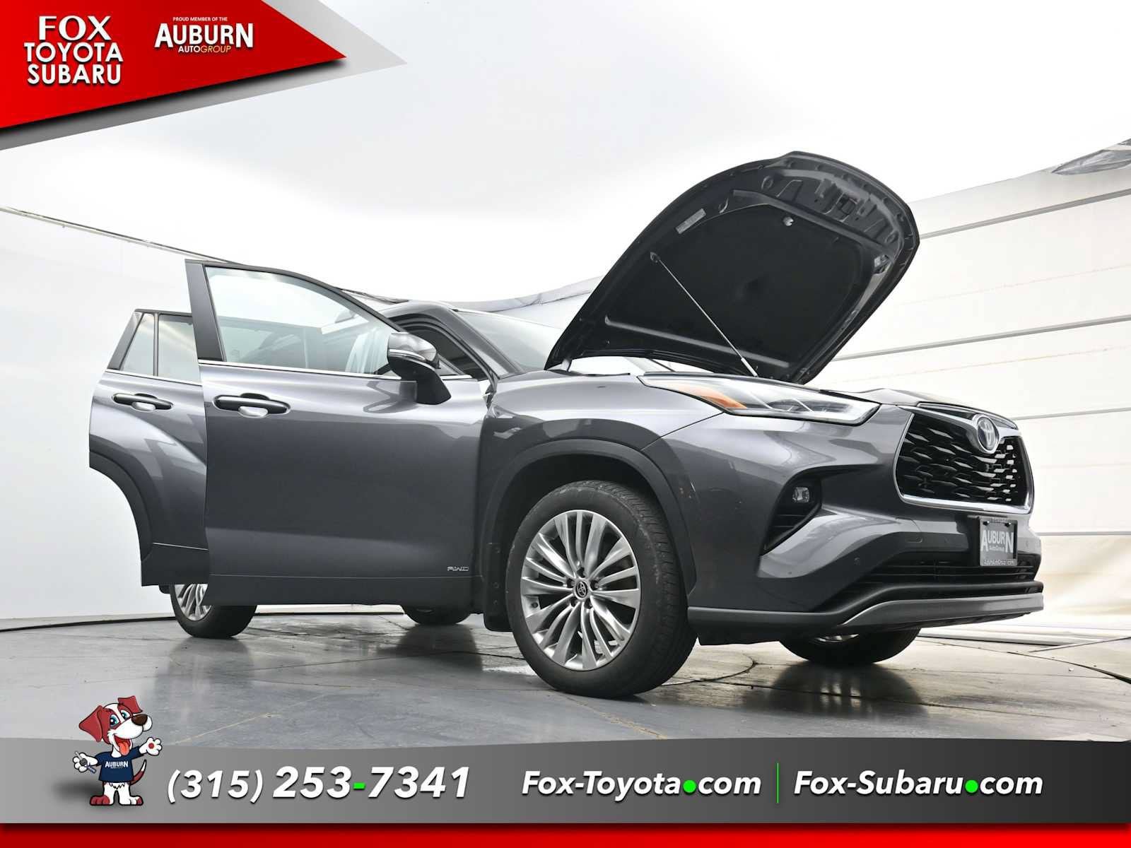 Used 2024 Toyota Highlander Platinum AWD/4WD image 40