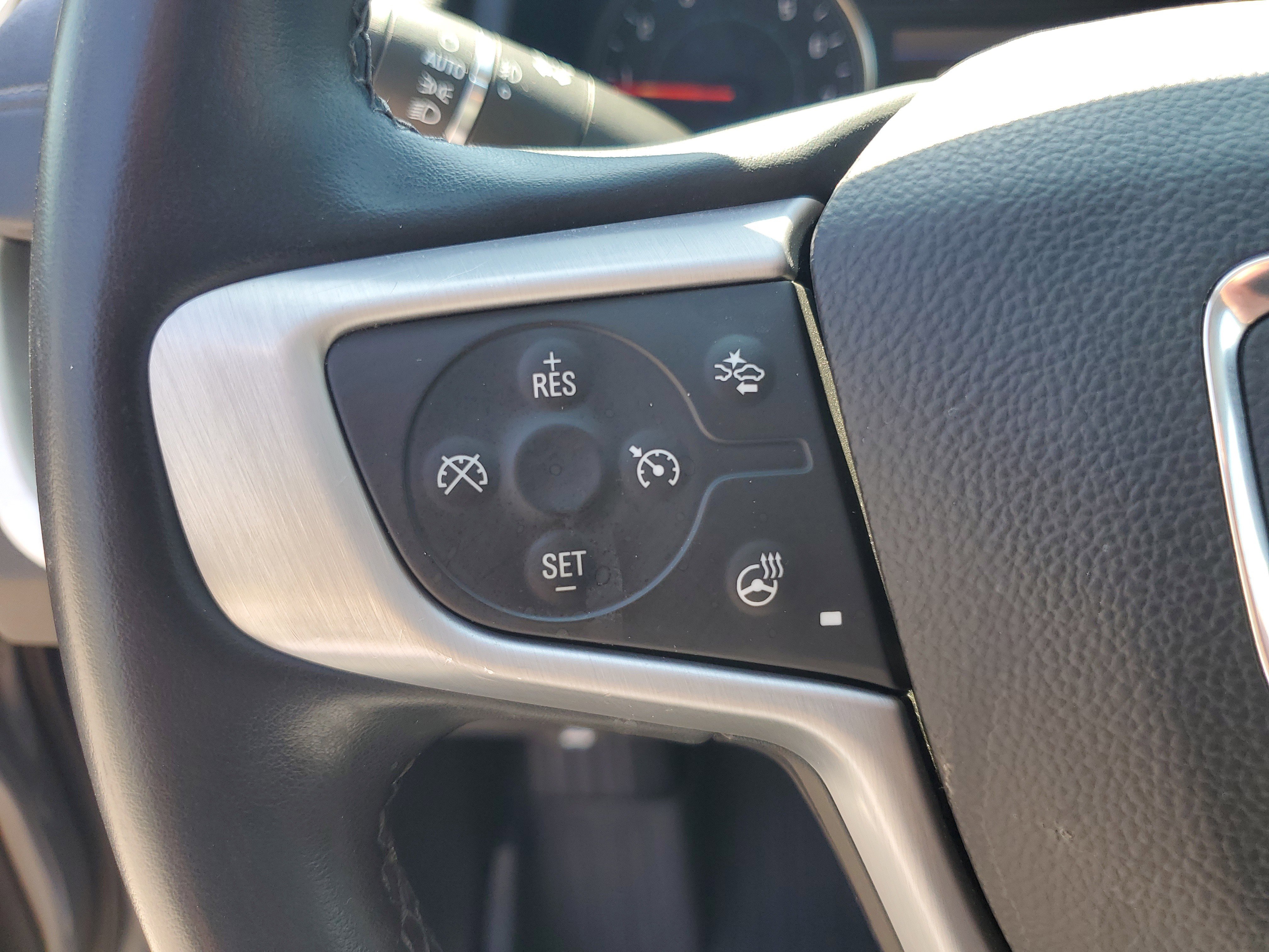 Used 2023 GMC Terrain SLT w/ Infotainment Package II FWD image 19