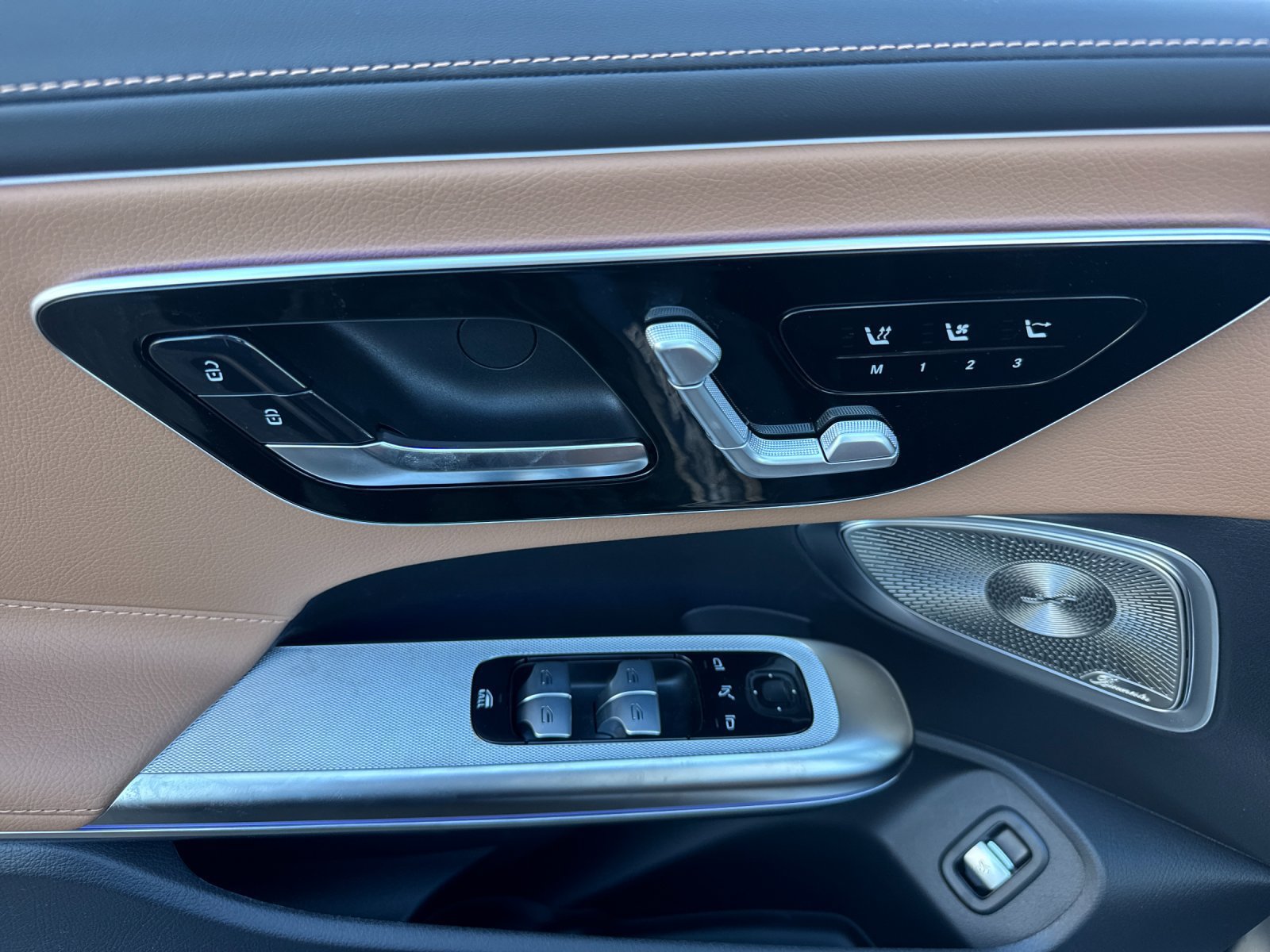 New 2027 Mercedes-Benz CLE 300 4MATIC Cabriolet image 12