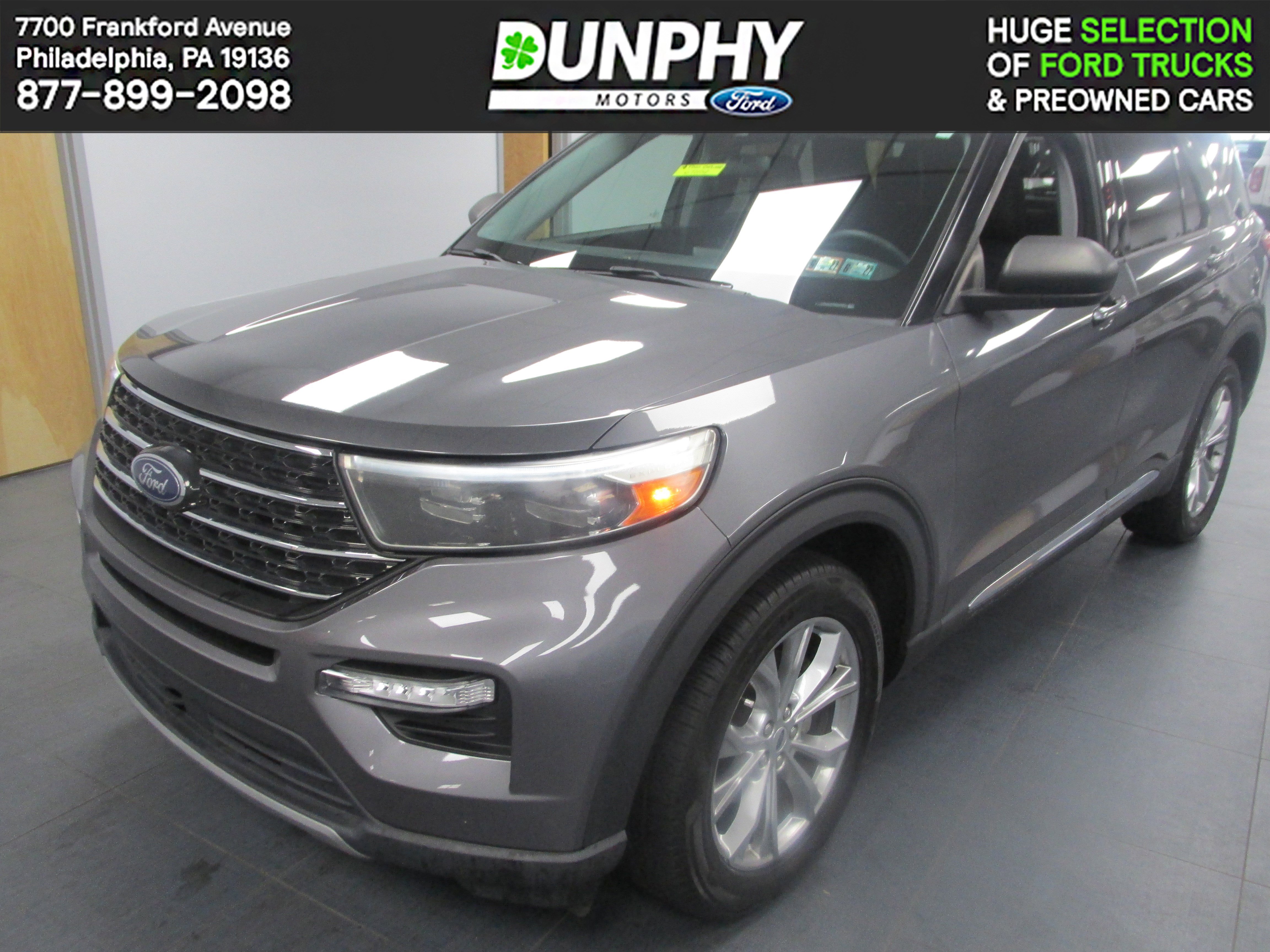 Certified 2021 Ford Explorer XLT w/ Equipment Group 202A