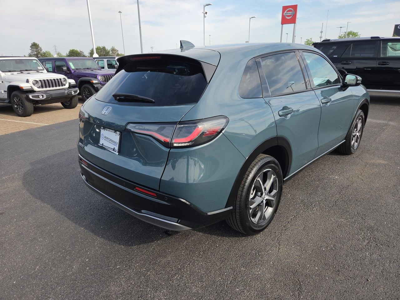 Used 2024 Honda HR-V EX-L image 7