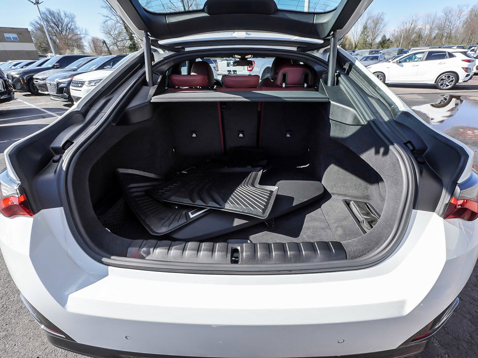 Used 2024 BMW i4 xDrive40i w/ M Sport Package image 48