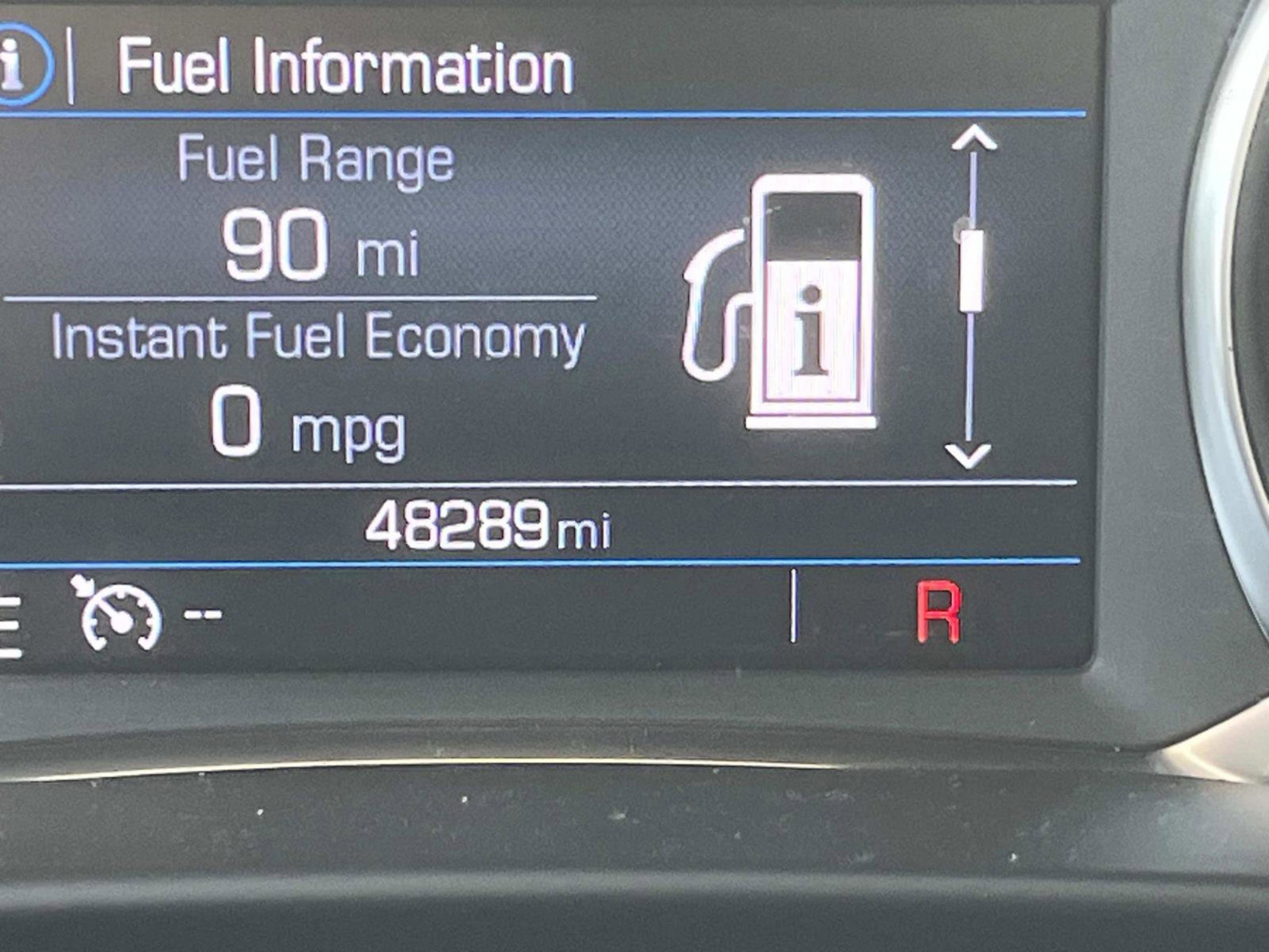 Used 2023 GMC Acadia SLE image 42