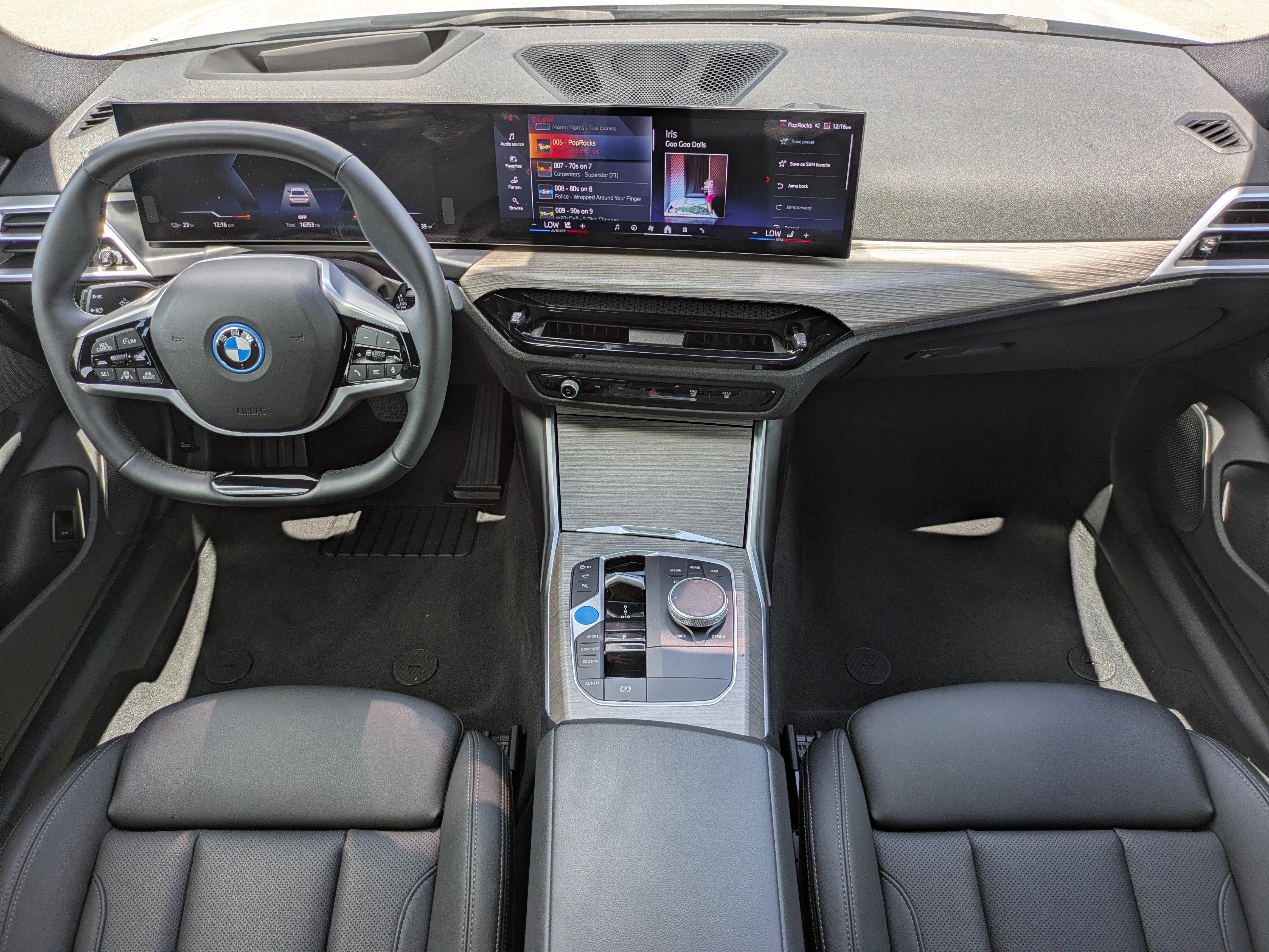 Used 2025 BMW i4 xDrive40i AWD/4WD image 14