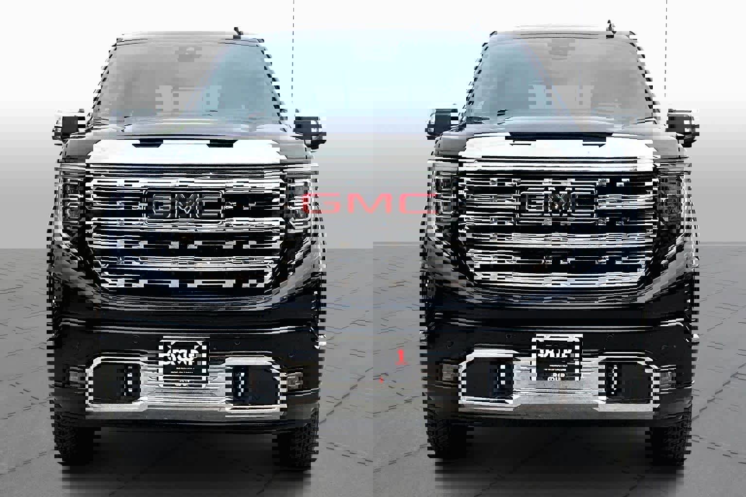 Used 2023 GMC Sierra 1500 Denali w/ Denali Reserve Package AWD/4WD image 4