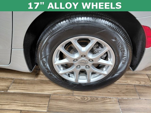 Used 2024 Chrysler Pacifica Touring-L image 15