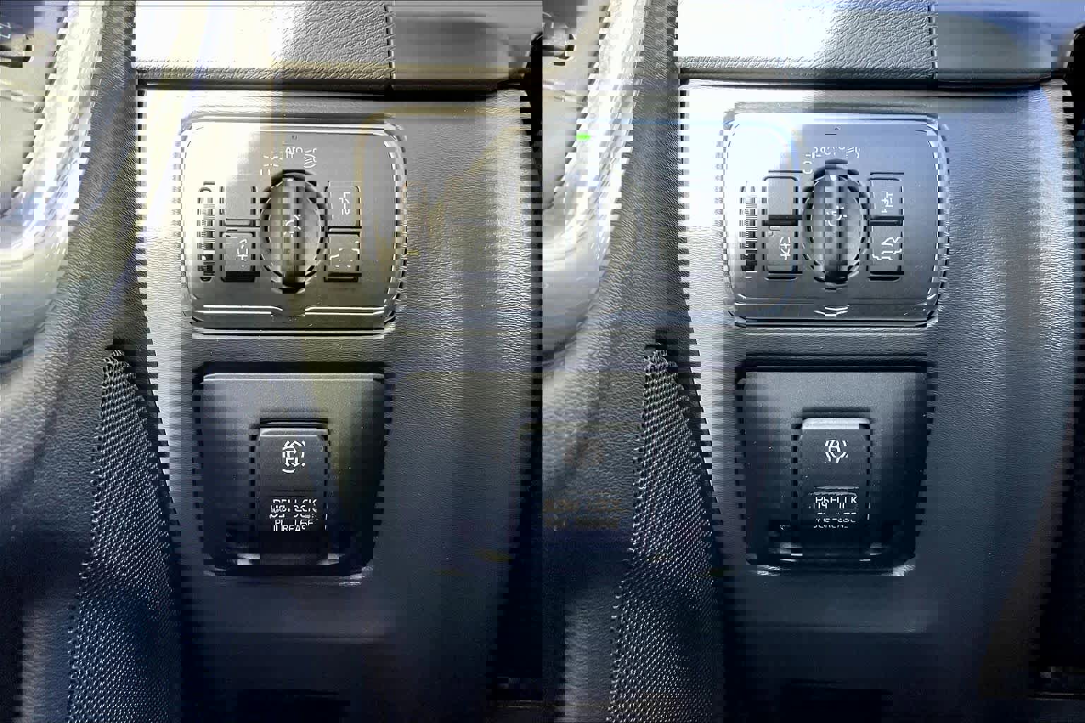 Used 2015 Volvo S60 T5 Premier image 37