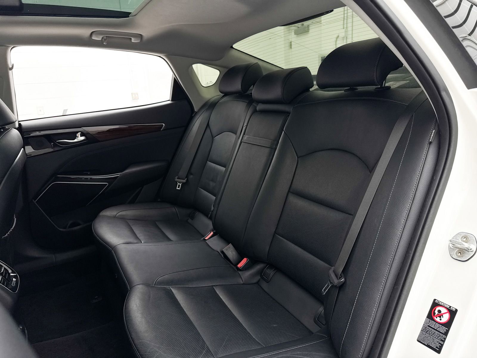 Used 2017 Kia Cadenza Technology FWD image 32
