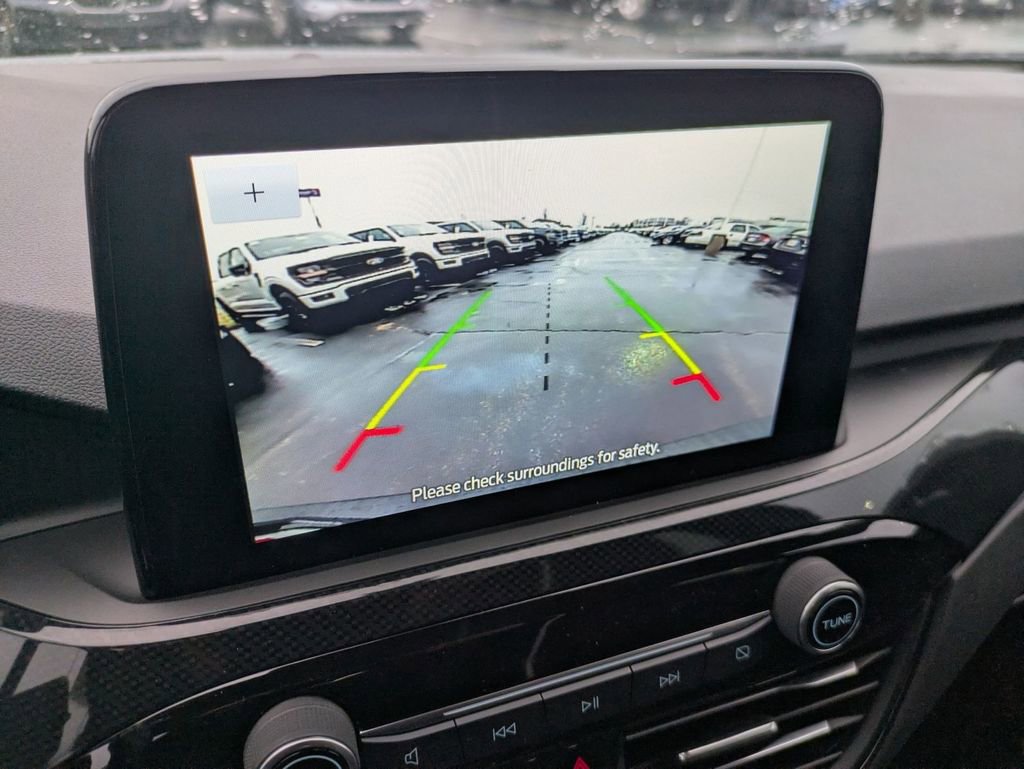 New 2026 Ford Escape ST-Line w/ Cold Weather Package image 3