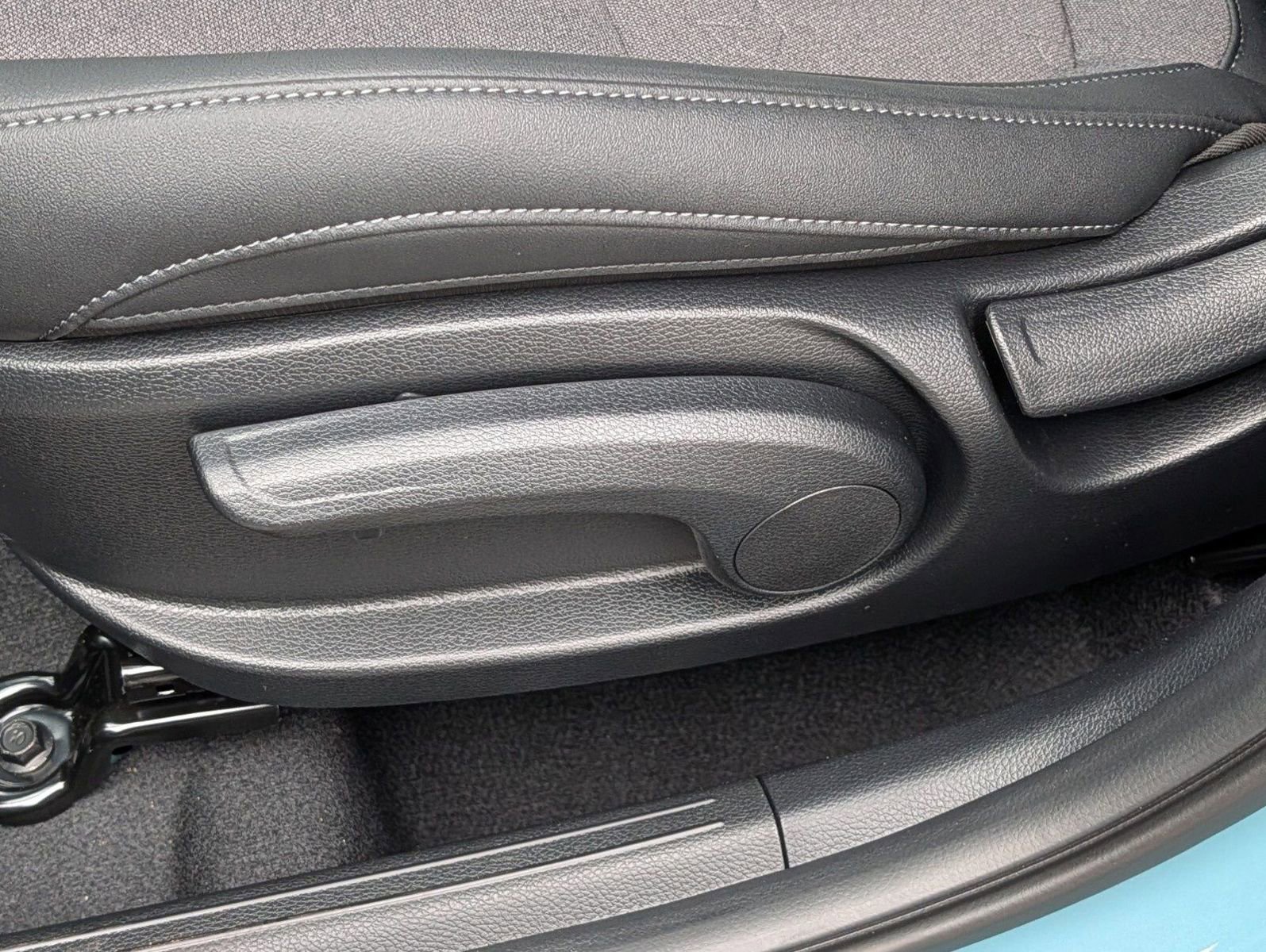 New 2026 Kia Seltos S image 24