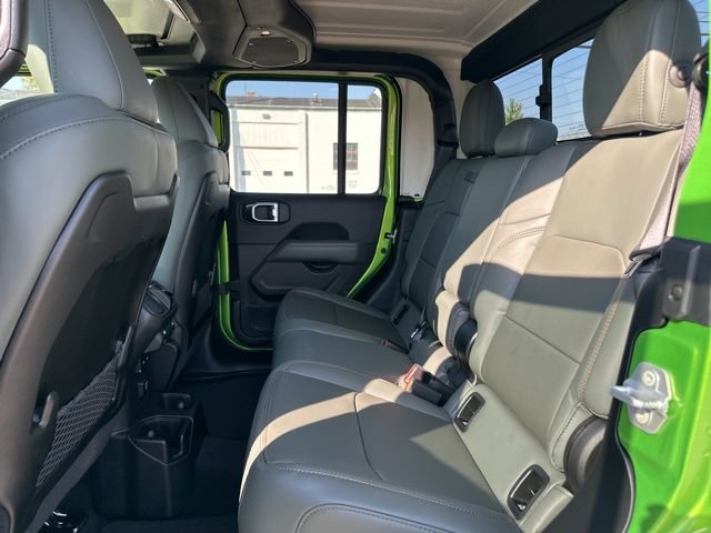 New 2025 Jeep Gladiator Mojave w/ Convenience Group AWD/4WD image 26