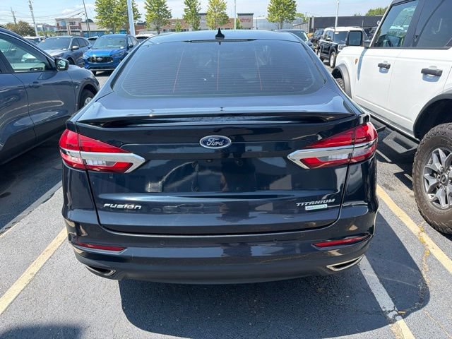 Used 2020 Ford Fusion Titanium FWD image 4
