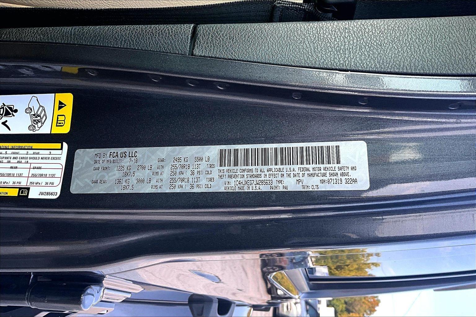 Used 2018 Jeep Wrangler Unlimited Sahara AWD/4WD image 31