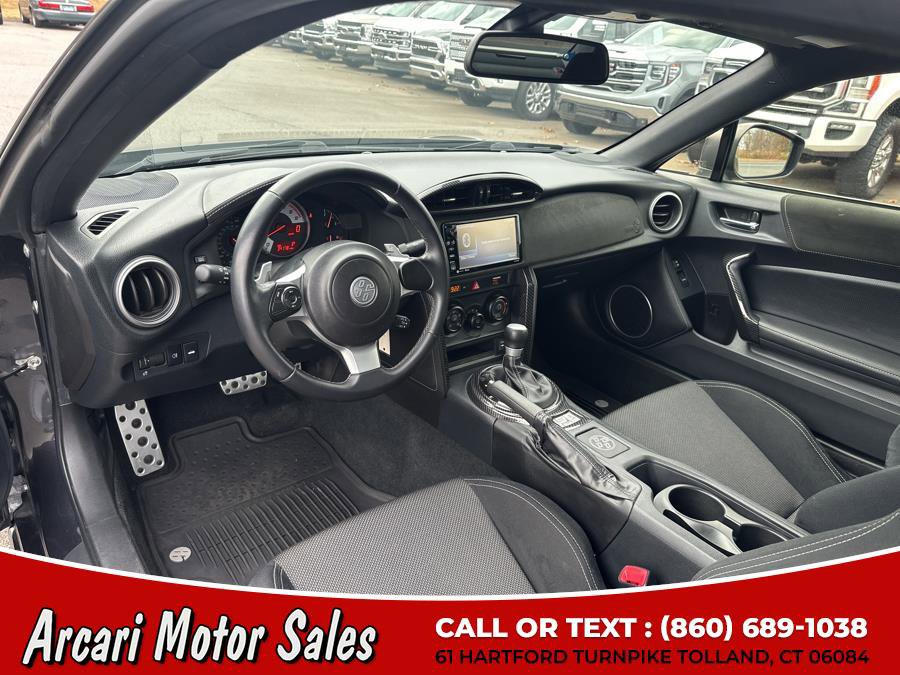 Used 2019 Toyota 86 image 17