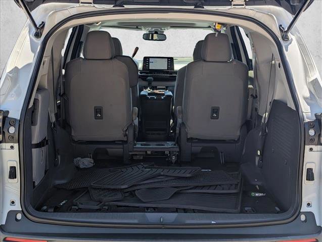 Used 2021 Toyota Sienna LE w/ LE Plus Package AWD/4WD image 6