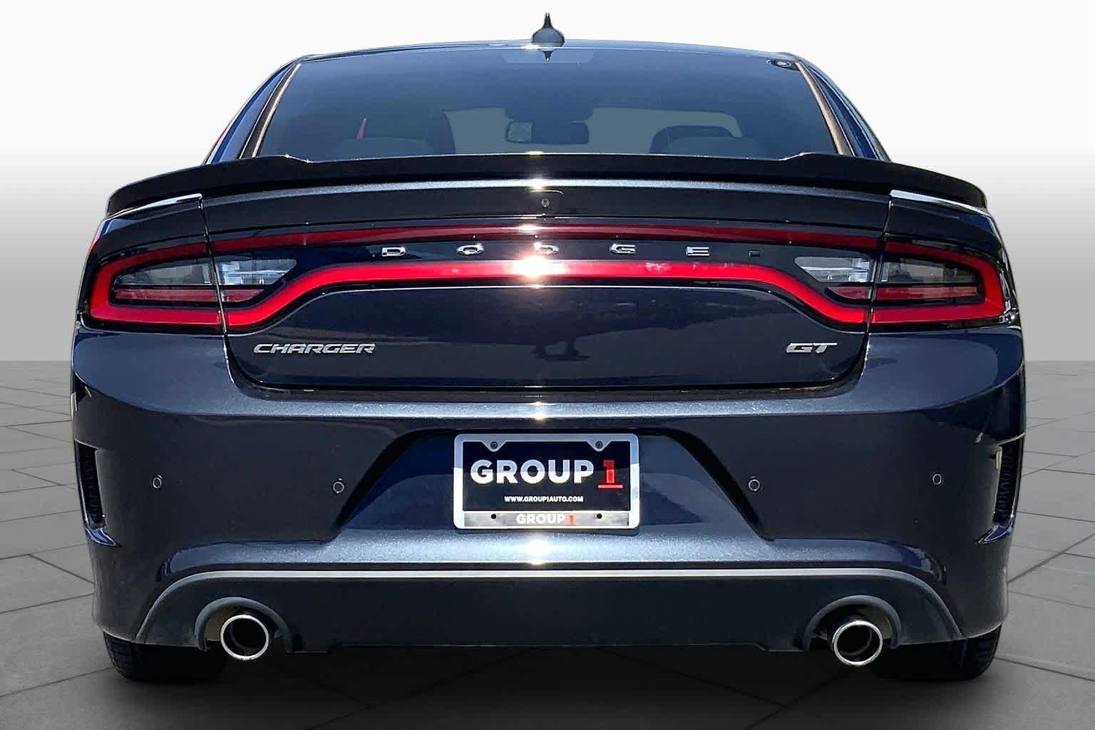 Used 2019 Dodge Charger GT w/ Performance Handling Group image 5