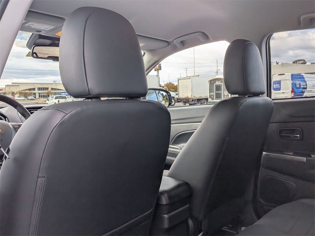 New 2025 Mitsubishi Outlander Sport SE image 27