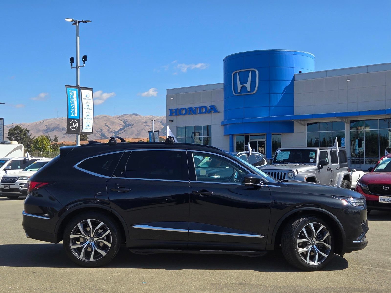 Used 2023 Acura MDX w/ Technology Package FWD image 8