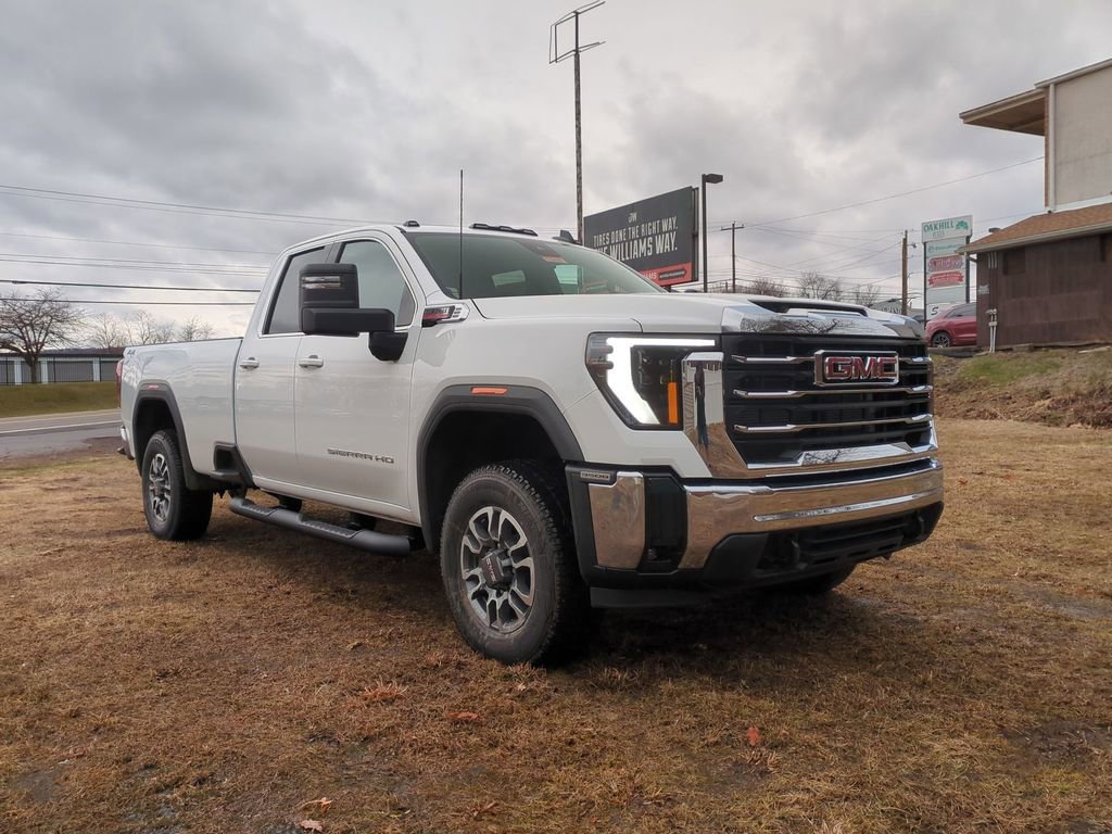New 2026 GMC Sierra 3500 SLE w/ SLE Value Package AWD/4WD image 3