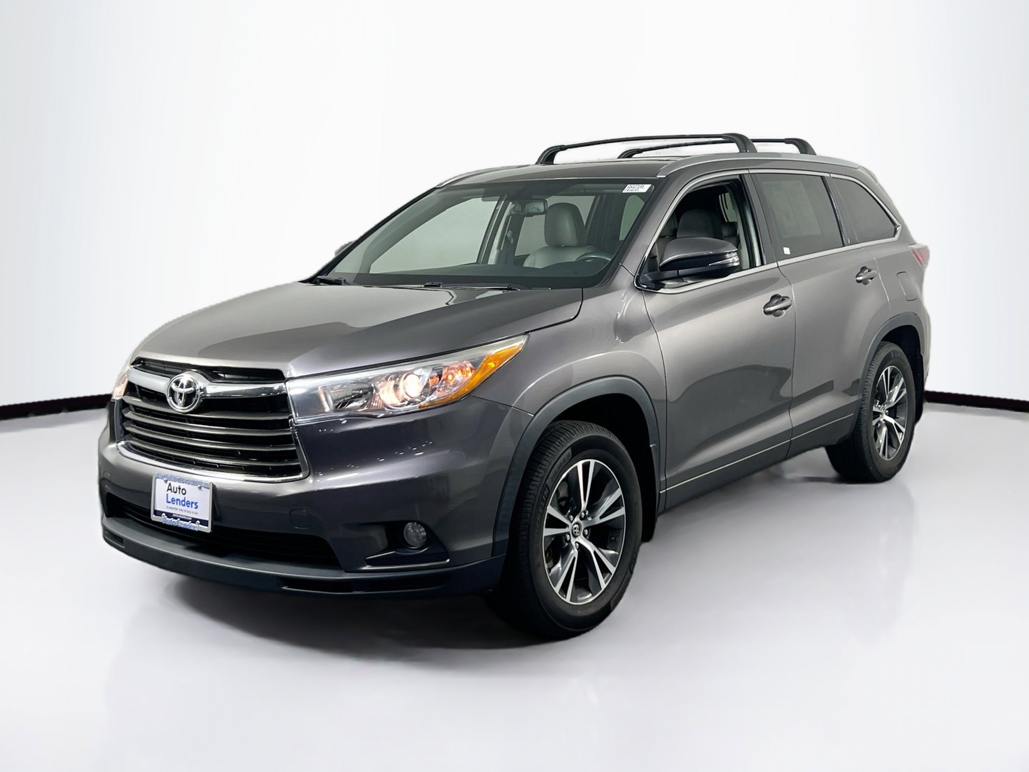 Used 2016 Toyota Highlander XLE