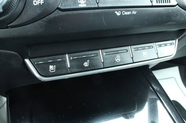 Used 2016 Kia Sorento SX w/ SXL Technology Package AWD/4WD image 20