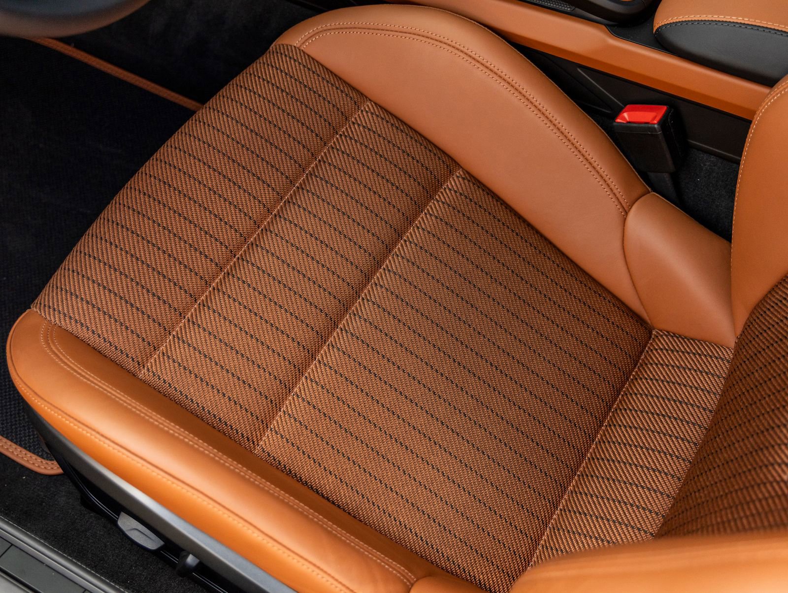 Certified 2024 Porsche 911 GT3 RS image 35