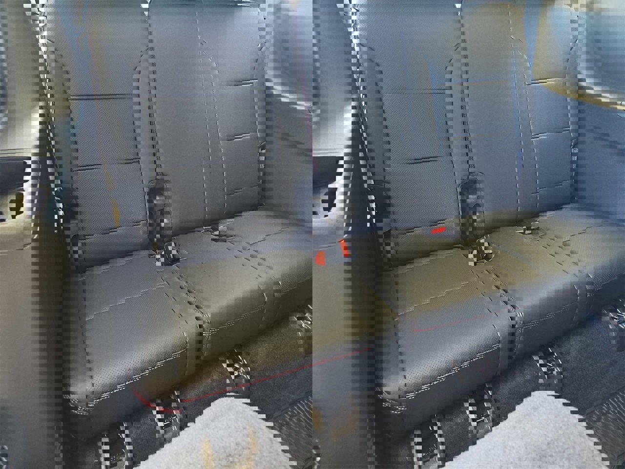 Certified 2024 Chevrolet Traverse RS w/ LPO, Floor Liner Package image 12