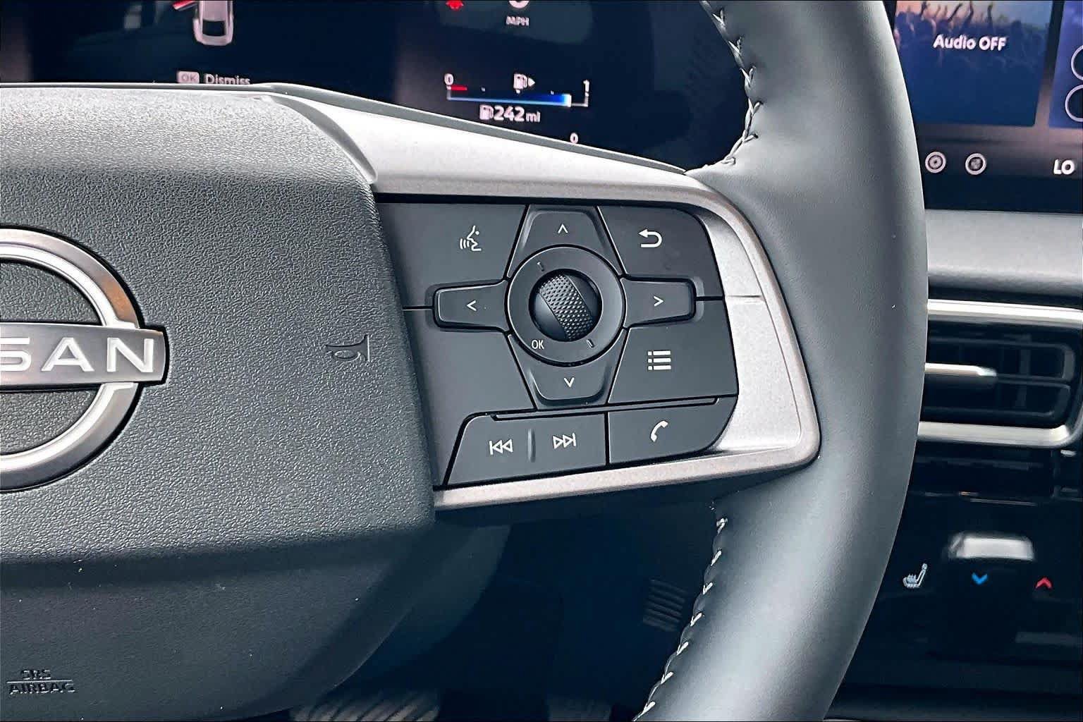 Certified 2026 Nissan Sentra SV w/ SV Convenience Package FWD image 25