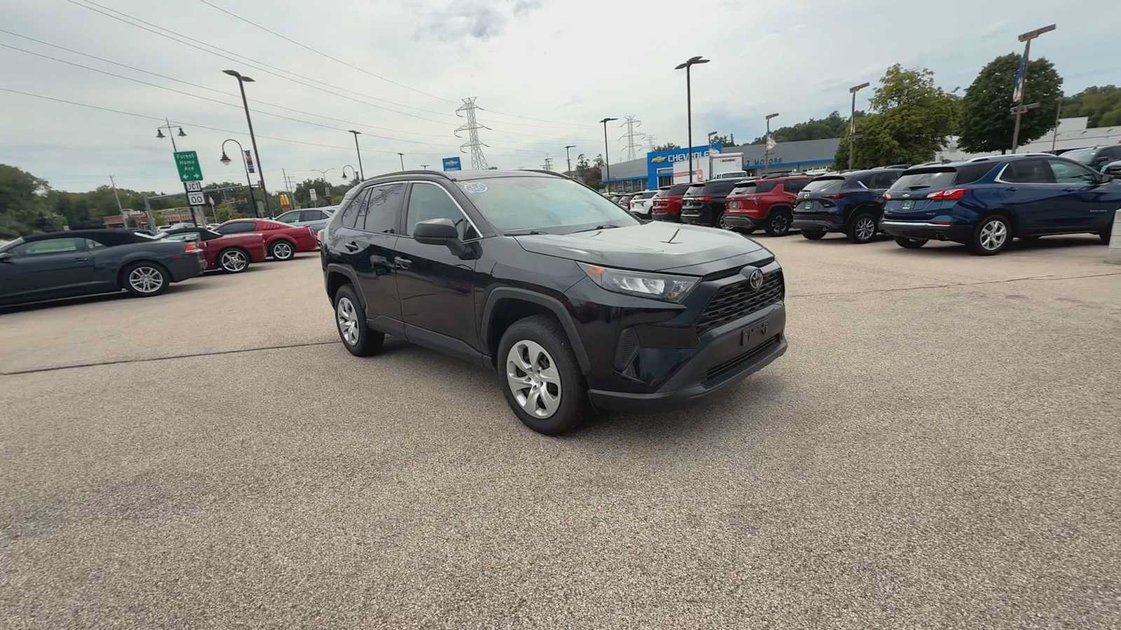 Used 2020 Toyota RAV4 LE w/ Carpet Mat Package FWD image 2