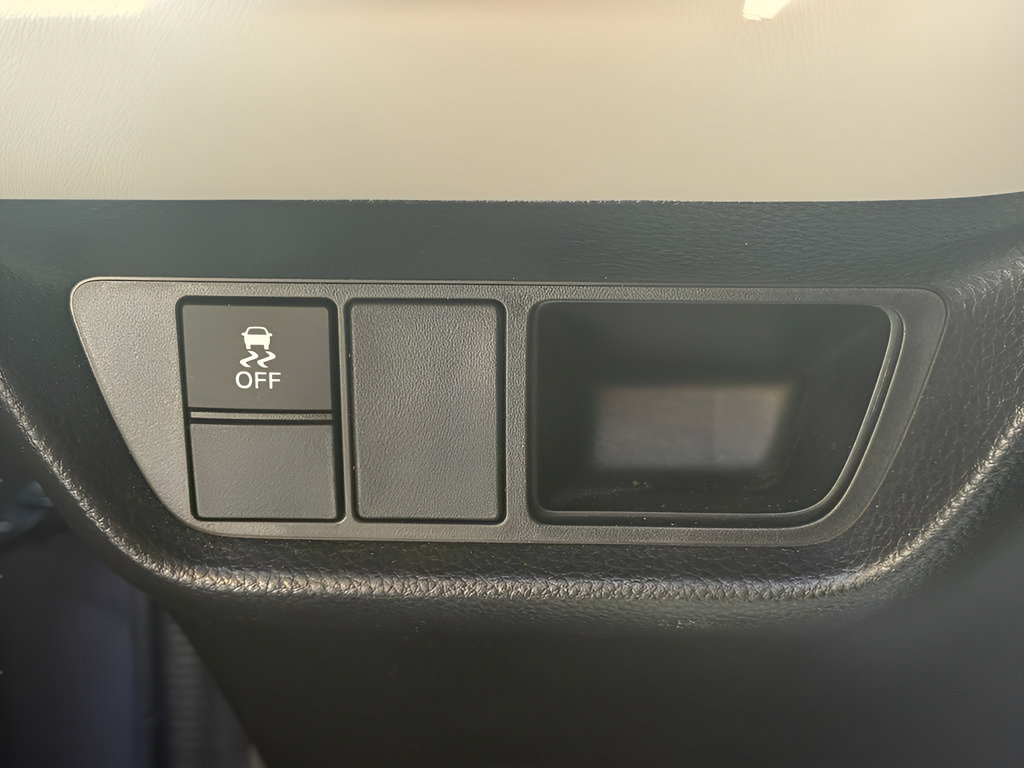 Certified 2023 Honda HR-V LX image 26