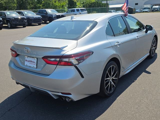 Used 2024 Toyota Camry SE FWD image 6