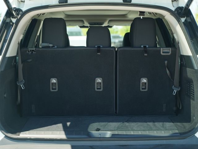 Used 2022 Nissan Pathfinder SV w/ SV Premium Package image 20