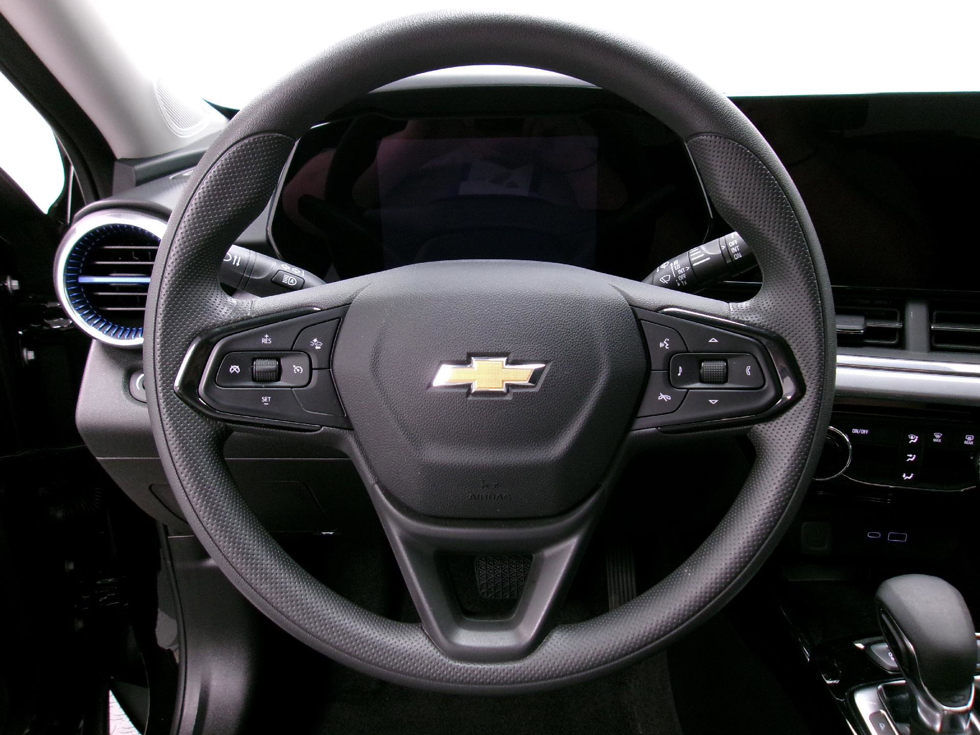 Certified 2024 Chevrolet Trax LT w/ Sunroof Package image 7