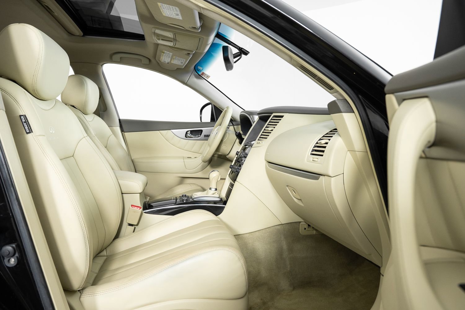 Used 2014 INFINITI QX70 AWD w/ Premium Package image 27