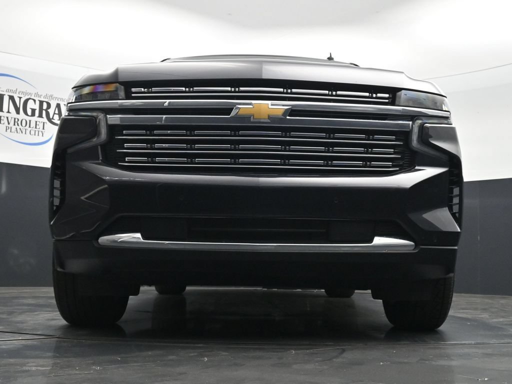 Used 2024 Chevrolet Suburban Premier RWD image 27
