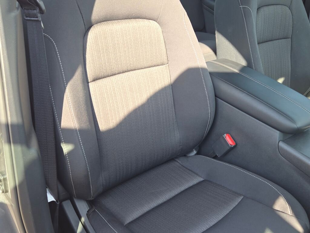 Used 2025 Nissan Altima 2.5 S FWD image 7