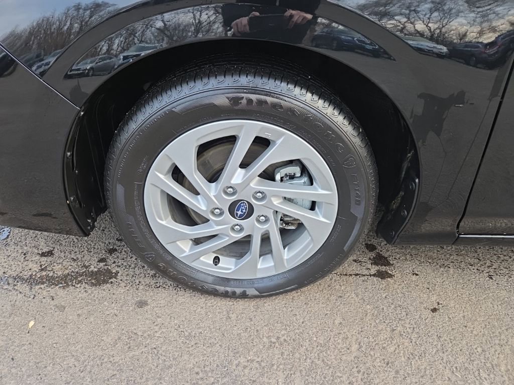 Certified 2024 Subaru Impreza 2.0i image 9