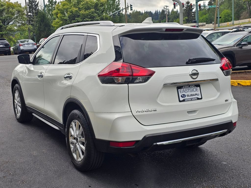 Used 2018 Nissan Rogue SV FWD image 5